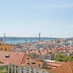 Pensión Casa Janelas Com Vista Lisboa