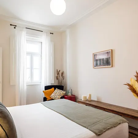 Guest house Casa Janelas Com Vista Lisbon