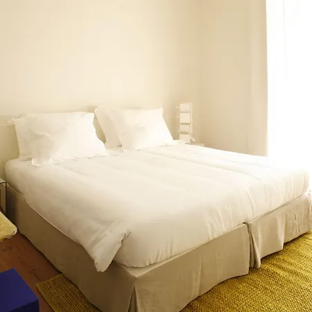 Pensjonat Casa Janelas Com Vista 4*