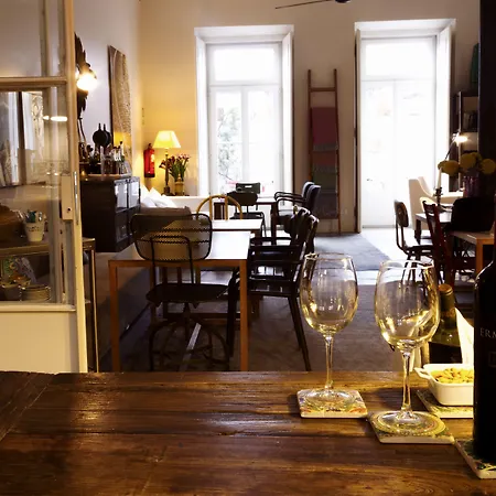 Guest house Casa Janelas Com Vista Lisbon